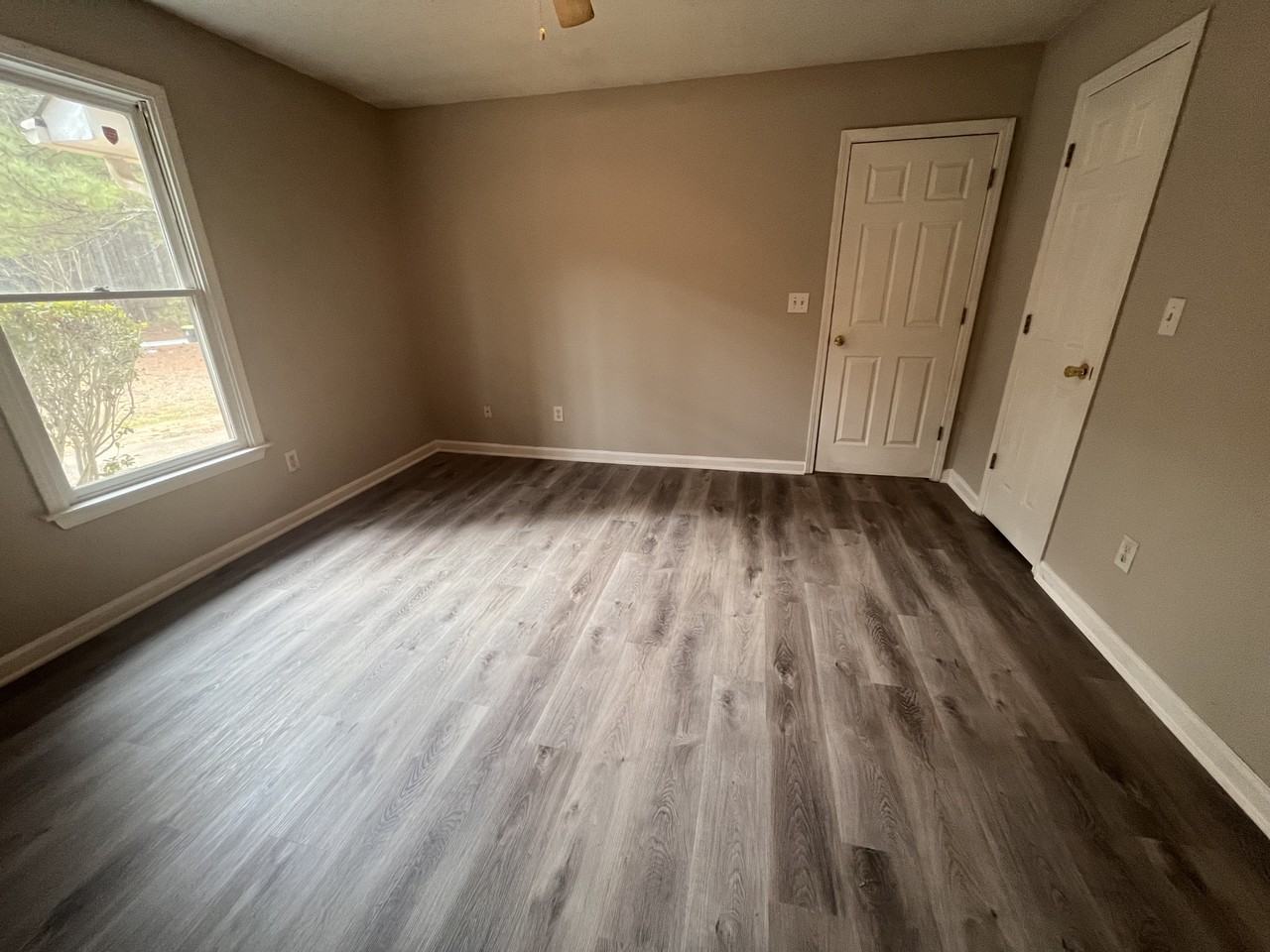 360 Wesley Chapel Rd - Photo 6 of 22