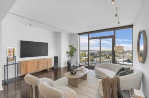 featured image of 38 N Almaden Blvd #1413