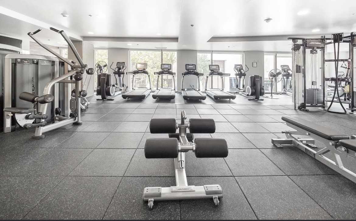 38 N Almaden Blvd #1413 - Photo 5 of 10