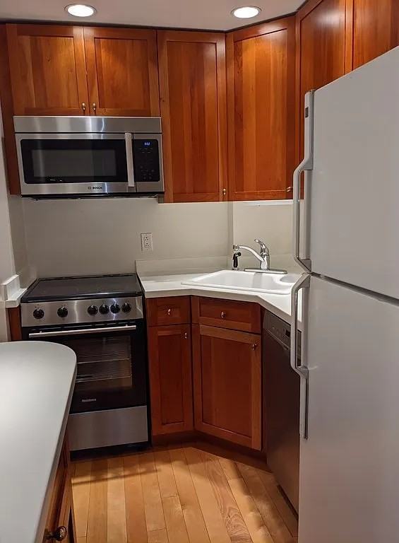 97 Mount Vernon St #34 - Photo 7 of 12