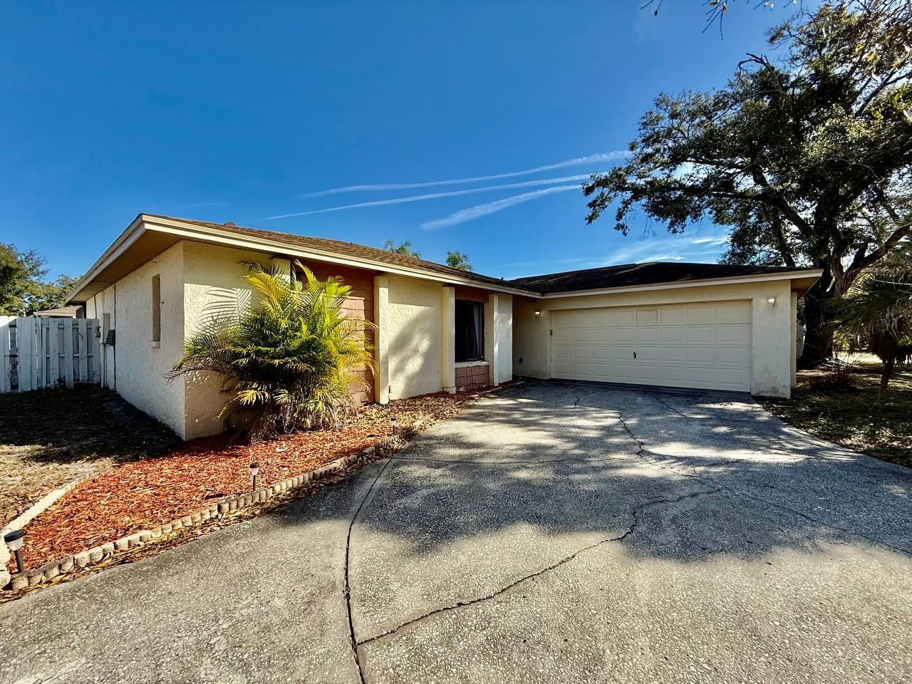 4223 Summerdale Dr - Photo 3 of 38