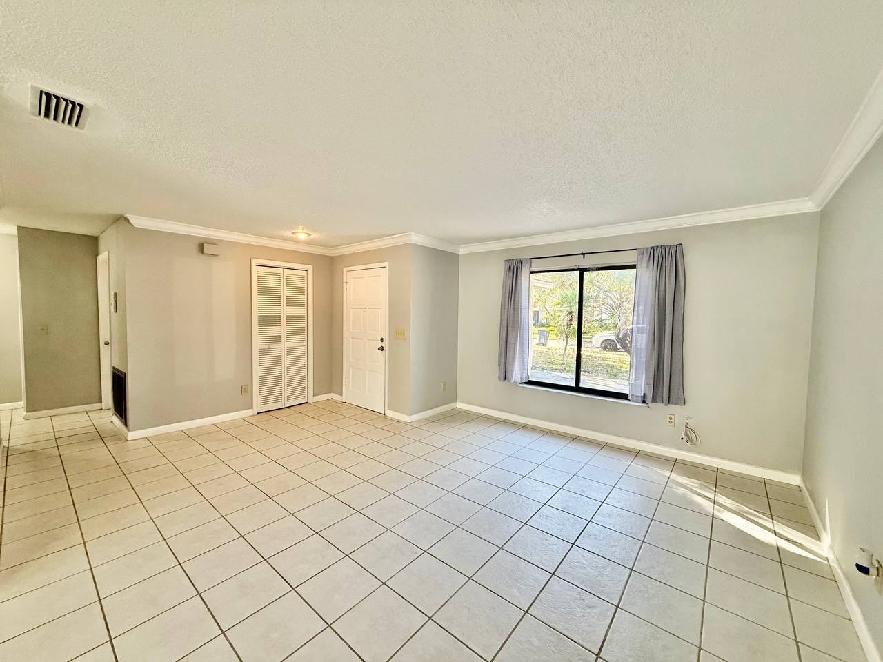 4223 Summerdale Dr - Photo 6 of 38