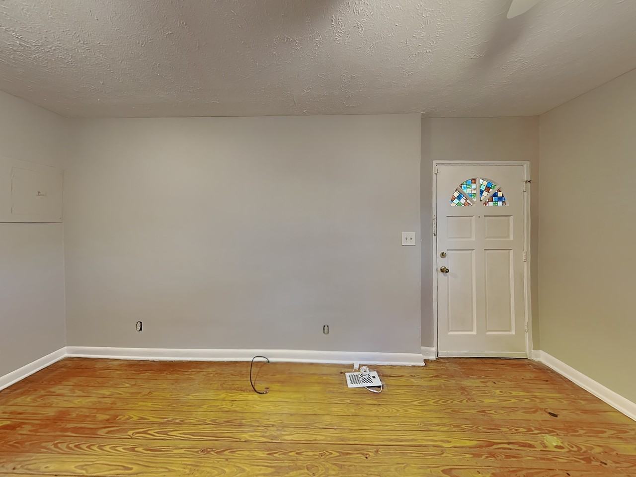 1332 Eubanks Ave #2 - Photo 2 of 15