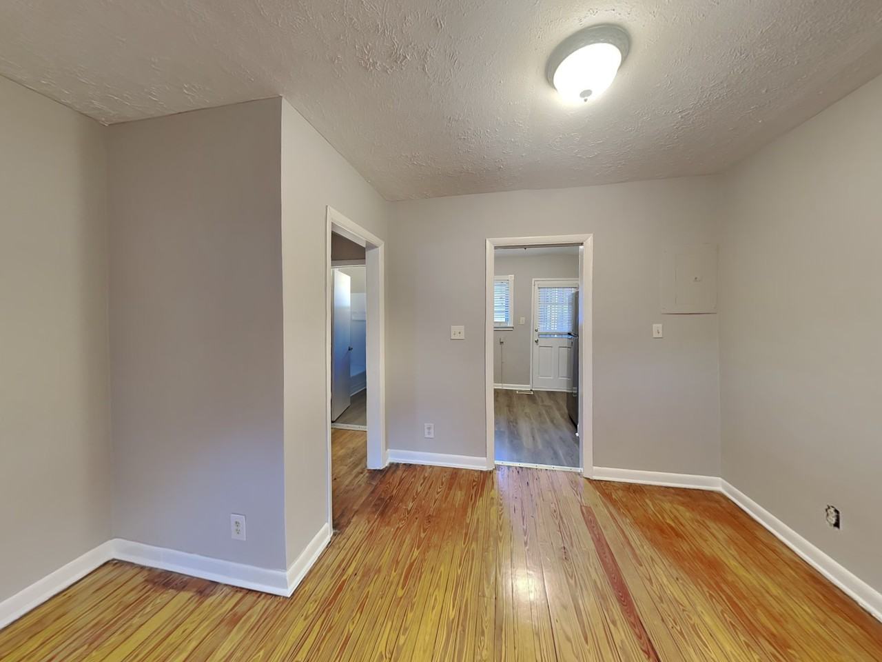 1332 Eubanks Ave #2 - Photo 3 of 15