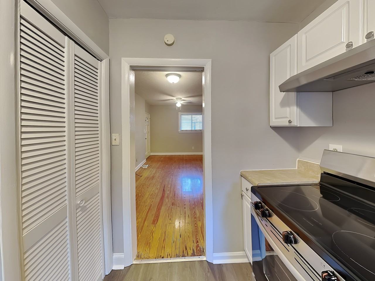 1332 Eubanks Ave #2 - Photo 5 of 15