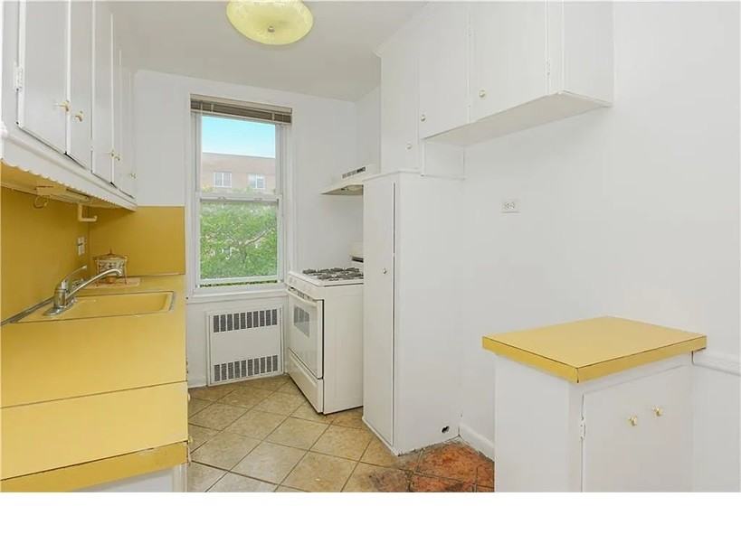 2675 Ocean Ave #4F - Photo 6 of 8