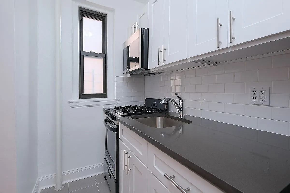 2962 Decatur Ave #5A - Photo 6 of 9