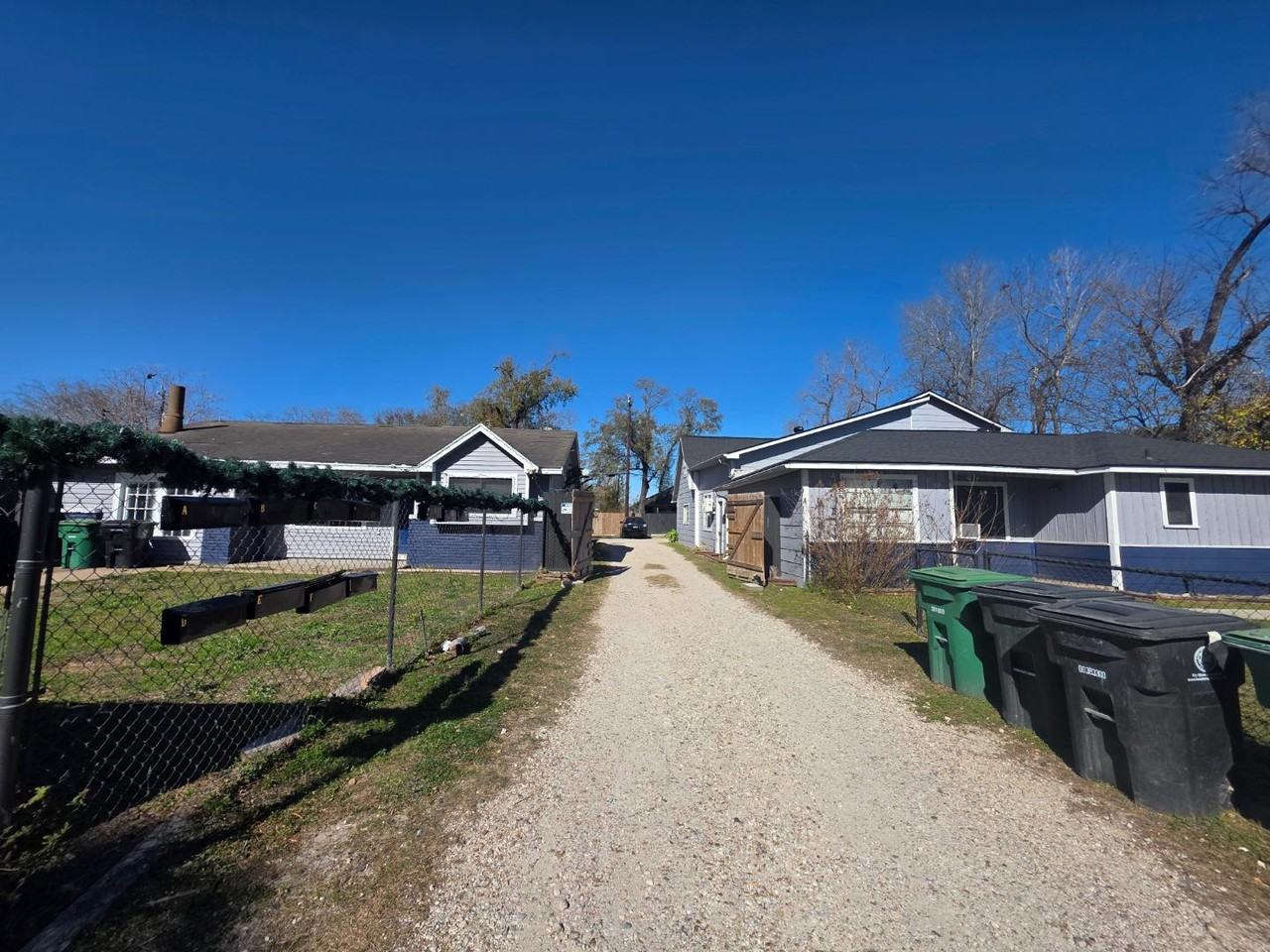 13433 Topeka - Photo 4 of 10