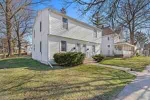 featured image of 916 Quincy St