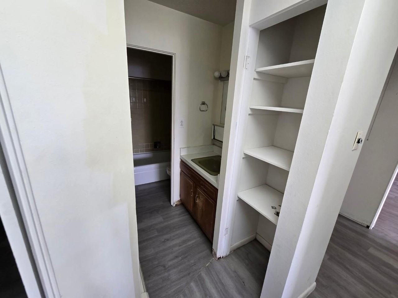 2683 Patterson Rd - Photo 5 of 10