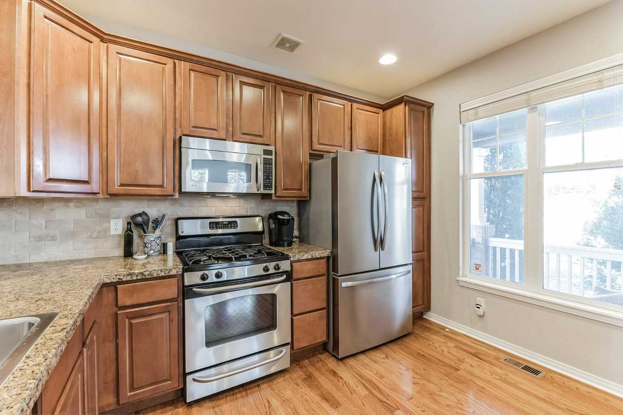 2633 Rock Creek Dr - Photo 7 of 20