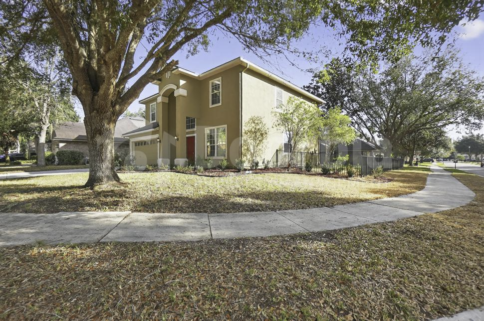 1601 Majestic View Ln - Photo 4 of 50