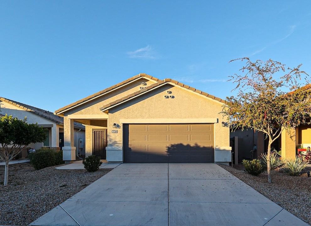 36472 W San Capistrano Ave - Photo 2 of 36