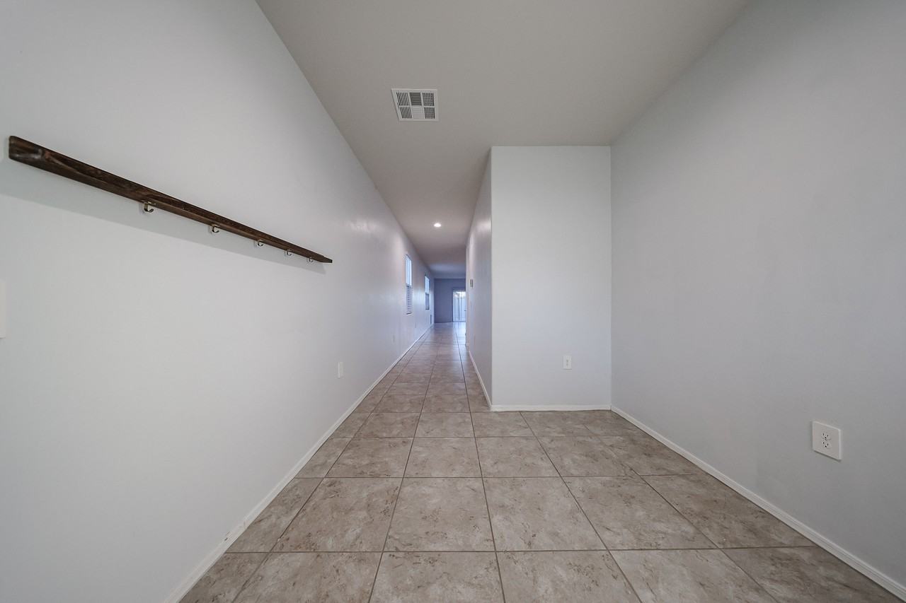 36472 W San Capistrano Ave - Photo 4 of 36