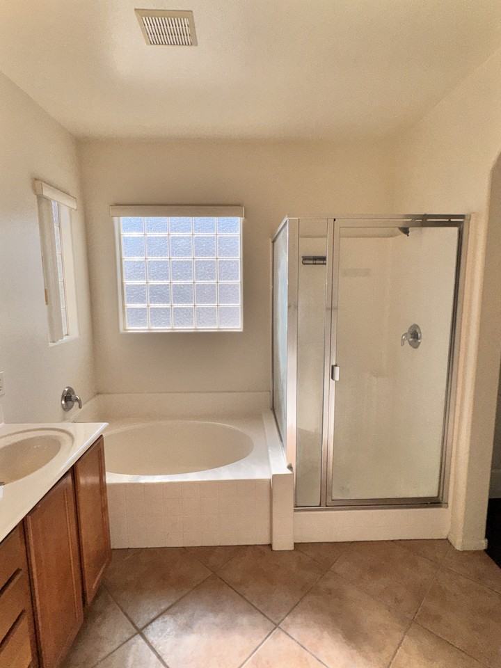 8941 Marmot Ridge Ct - Photo 3 of 40