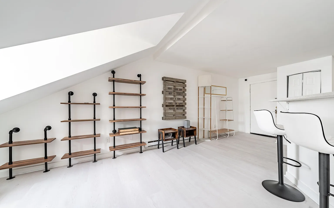 56 Westerlo St #3 - Photo 3 of 8