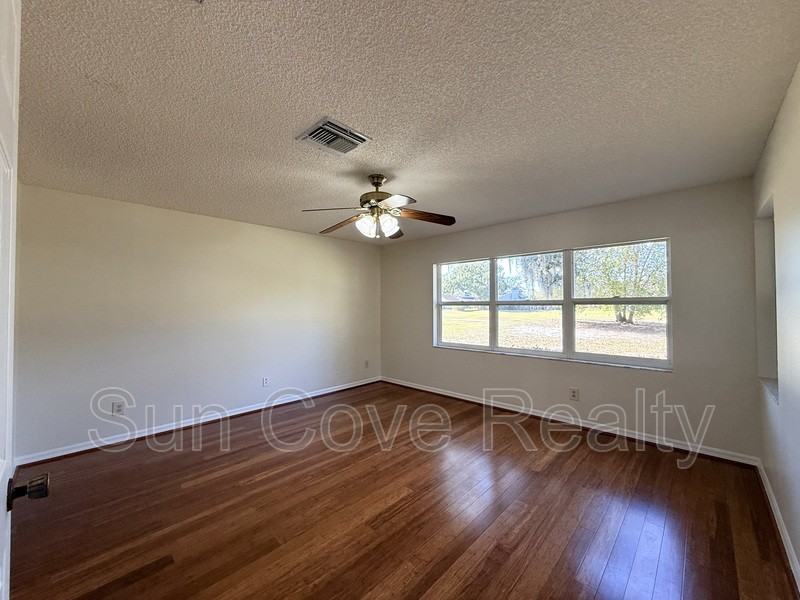 5215 Lochmead Ter - Photo 6 of 19