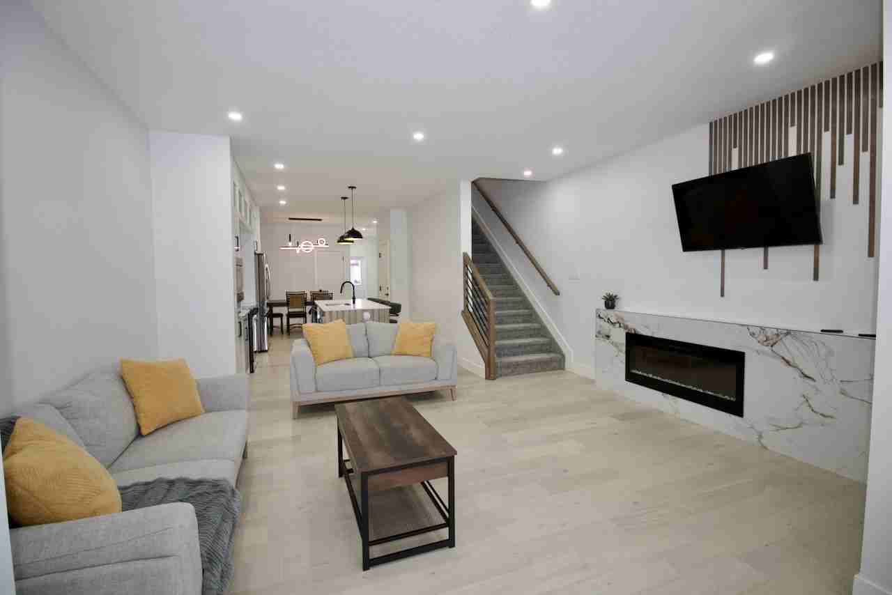 11412 123 St Nw - Photo 3 of 29