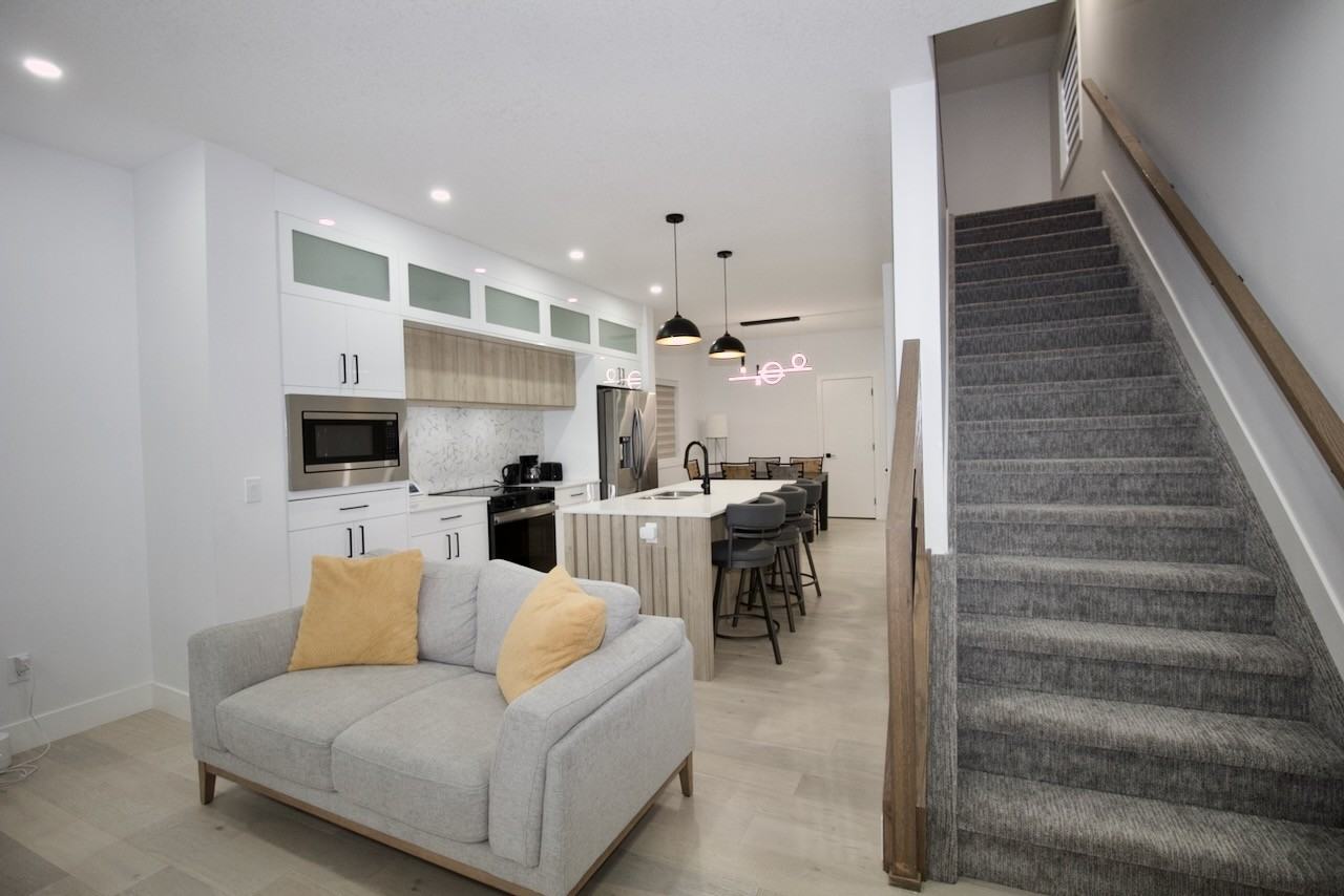 11412 123 St Nw - Photo 5 of 29