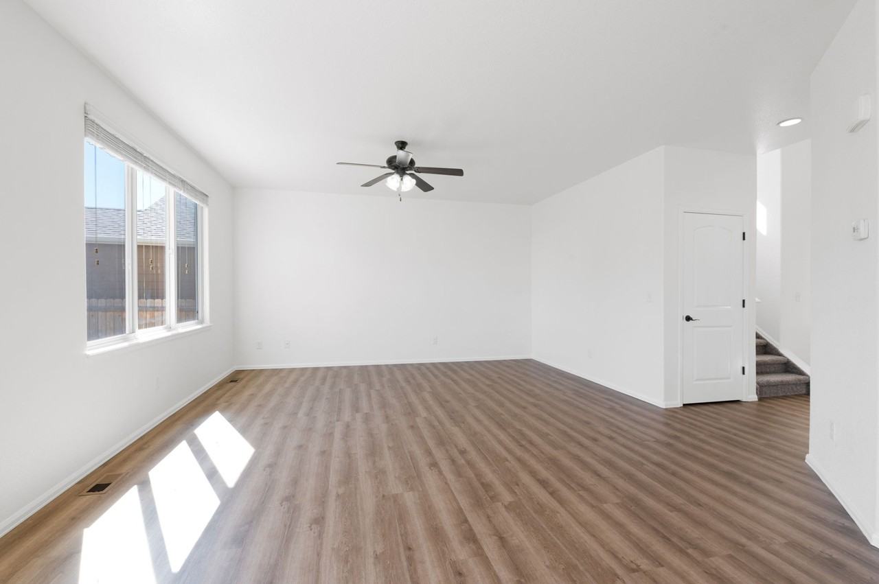 4637 Dancing Light Way - Photo 3 of 24