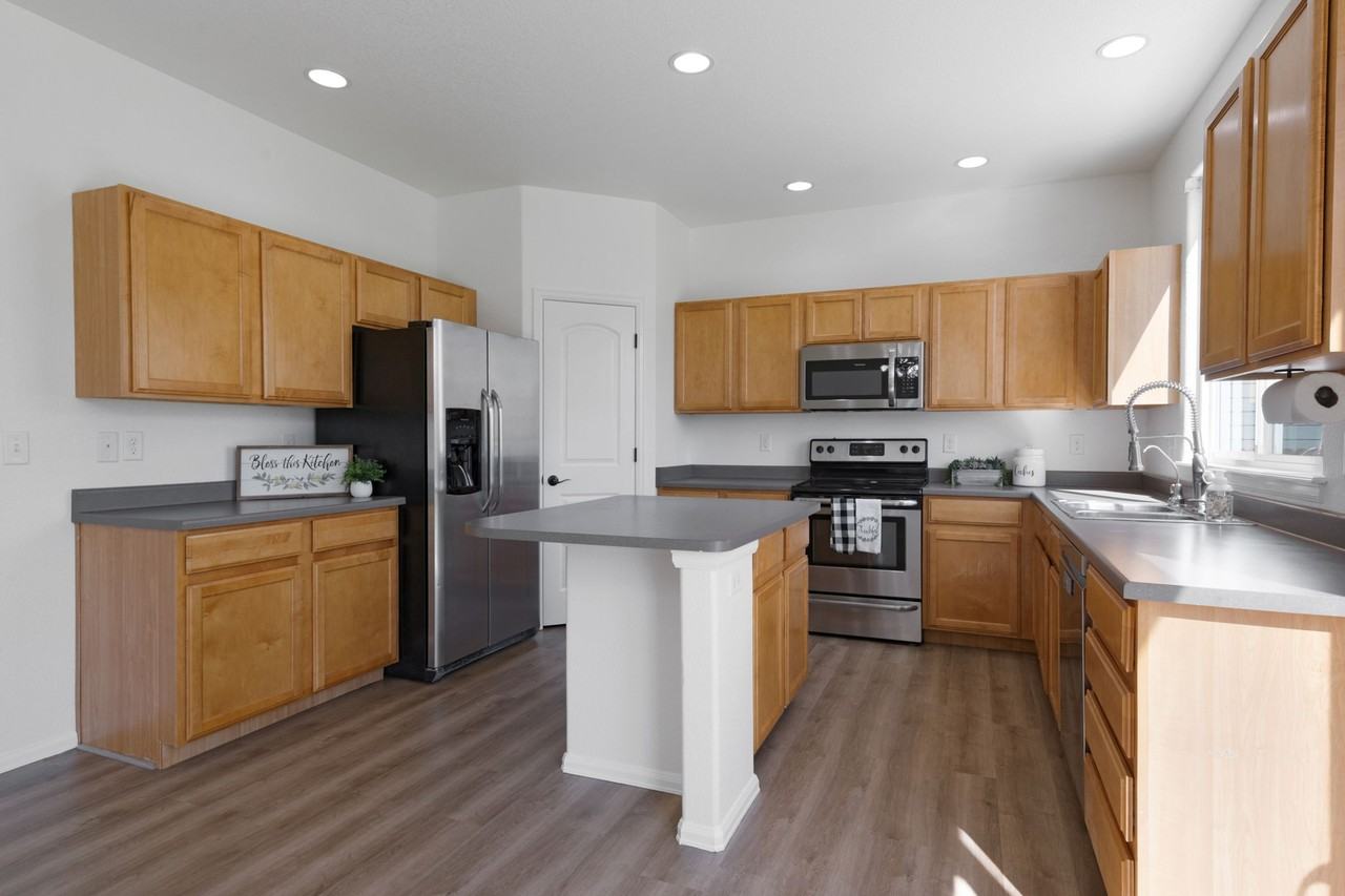 4637 Dancing Light Way - Photo 5 of 24