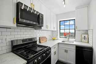 520 E 76th St #8H - Photo 1 of 1