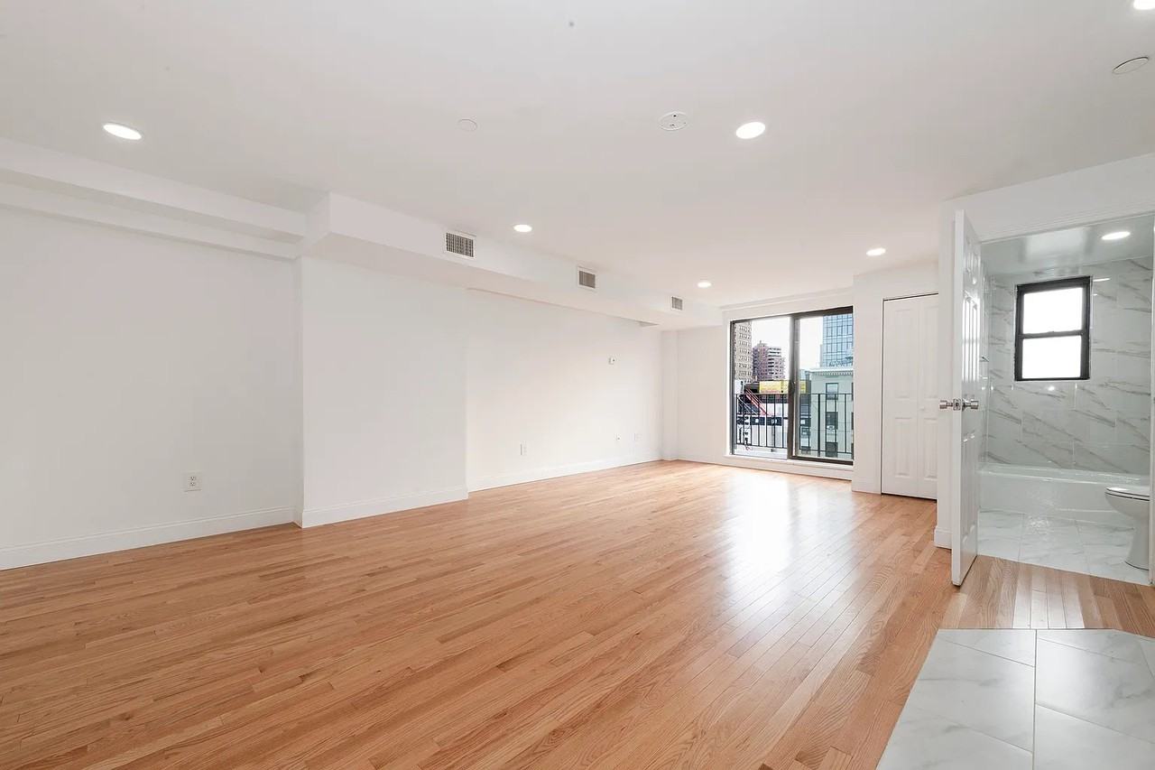 108 Ludlow St #5A - Photo 2 of 6