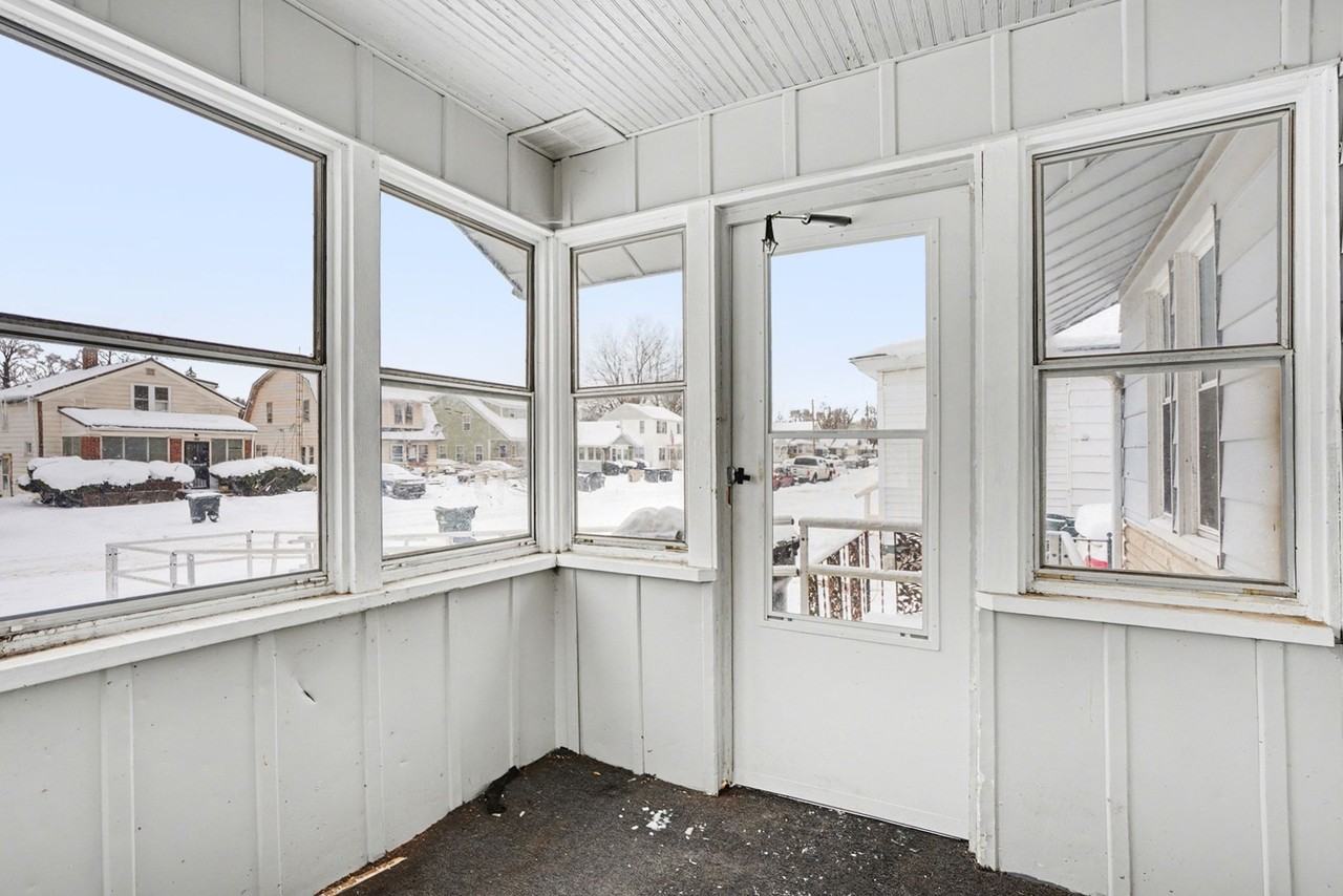 1234 N Meade St - Photo 3 of 17