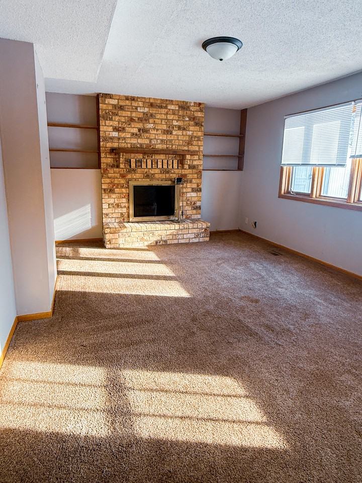 222 County Road B2 W - Photo 7 of 17