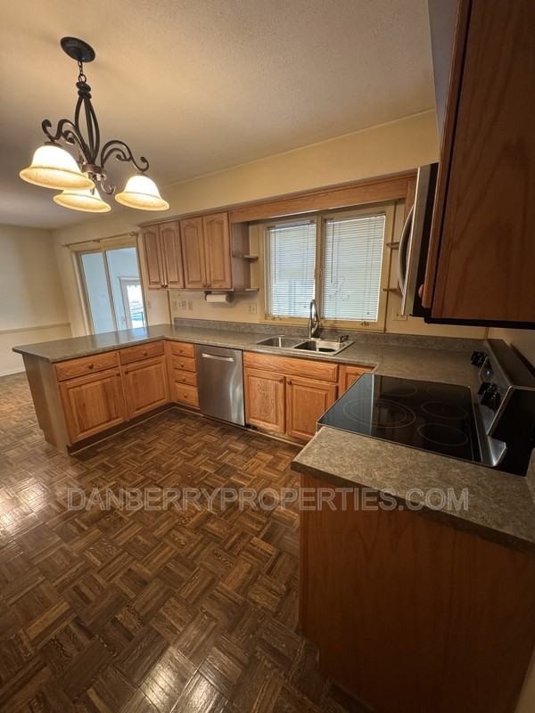 4258 Countryside Dr - Photo 5 of 22