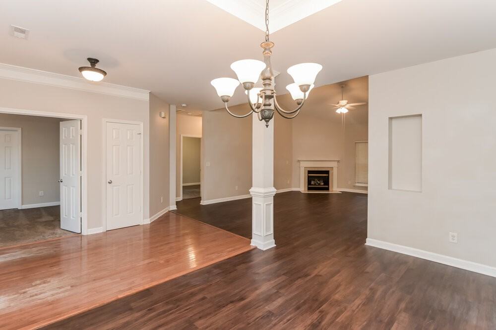 12123 Hampton Place Dr - Photo 6 of 16