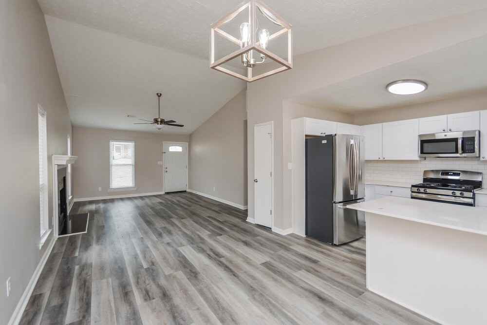 7943 Taylor Cir - Photo 5 of 16