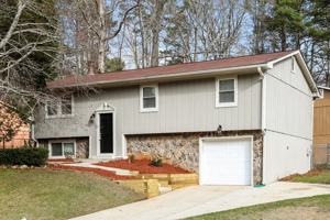 featured image of 2194 Cherokee Valley Cir