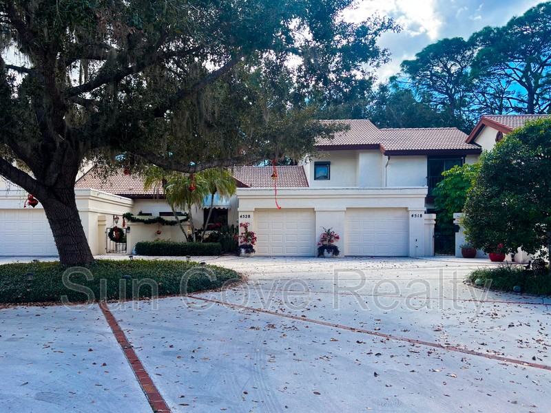 4518 Ascot Cir S - Photo 2 of 20