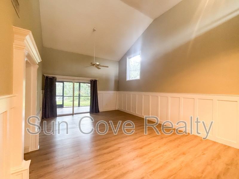 4518 Ascot Cir S - Photo 7 of 20