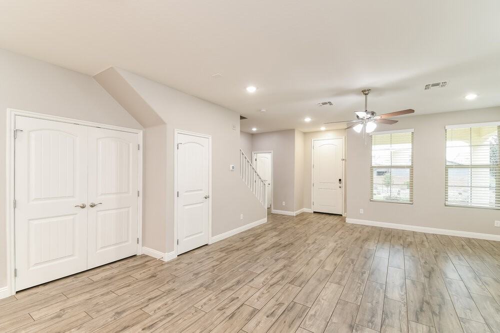 4860 S Charger - Photo 6 of 17