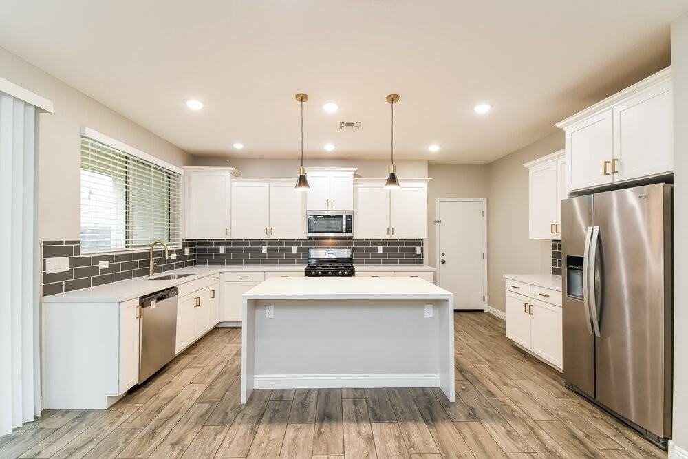 4860 S Charger - Photo 7 of 17