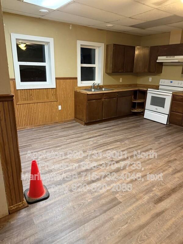 12 S7559 Usb4 #B4 - Photo 2 of 8