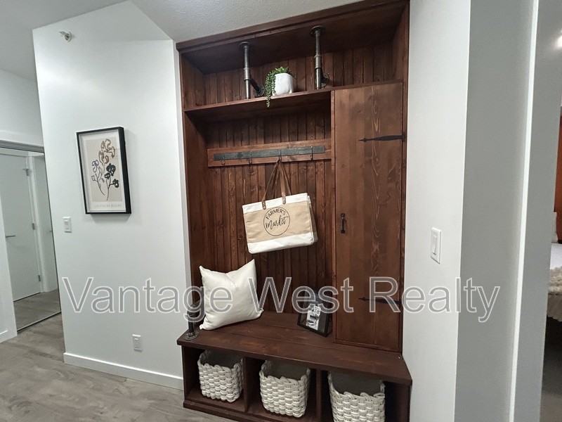 Ph12 - Photo 2 of 17