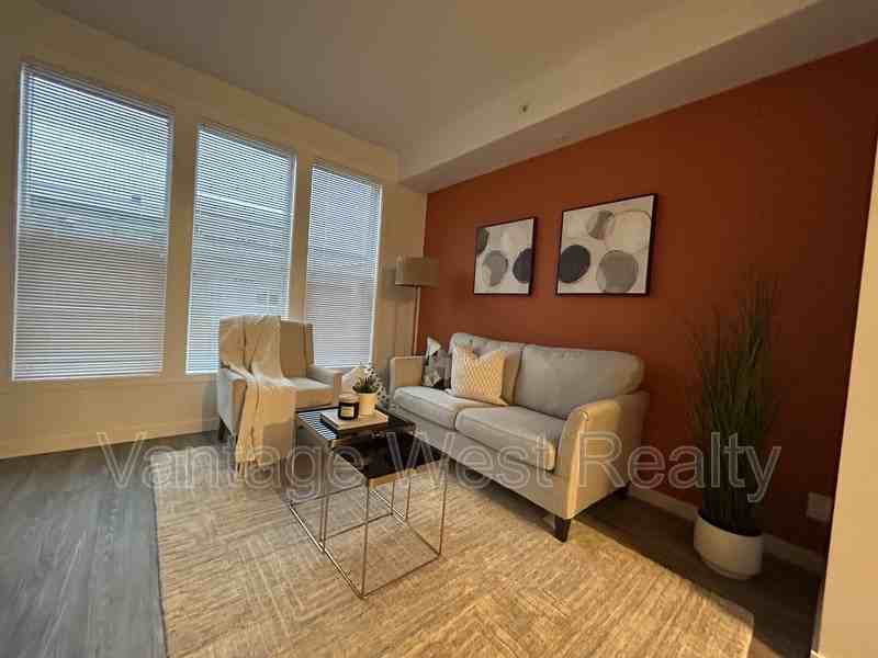 Ph12 - Photo 6 of 17