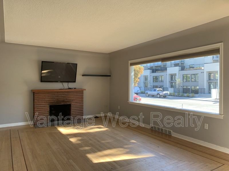 804A Leon Ave - Photo 2 of 31