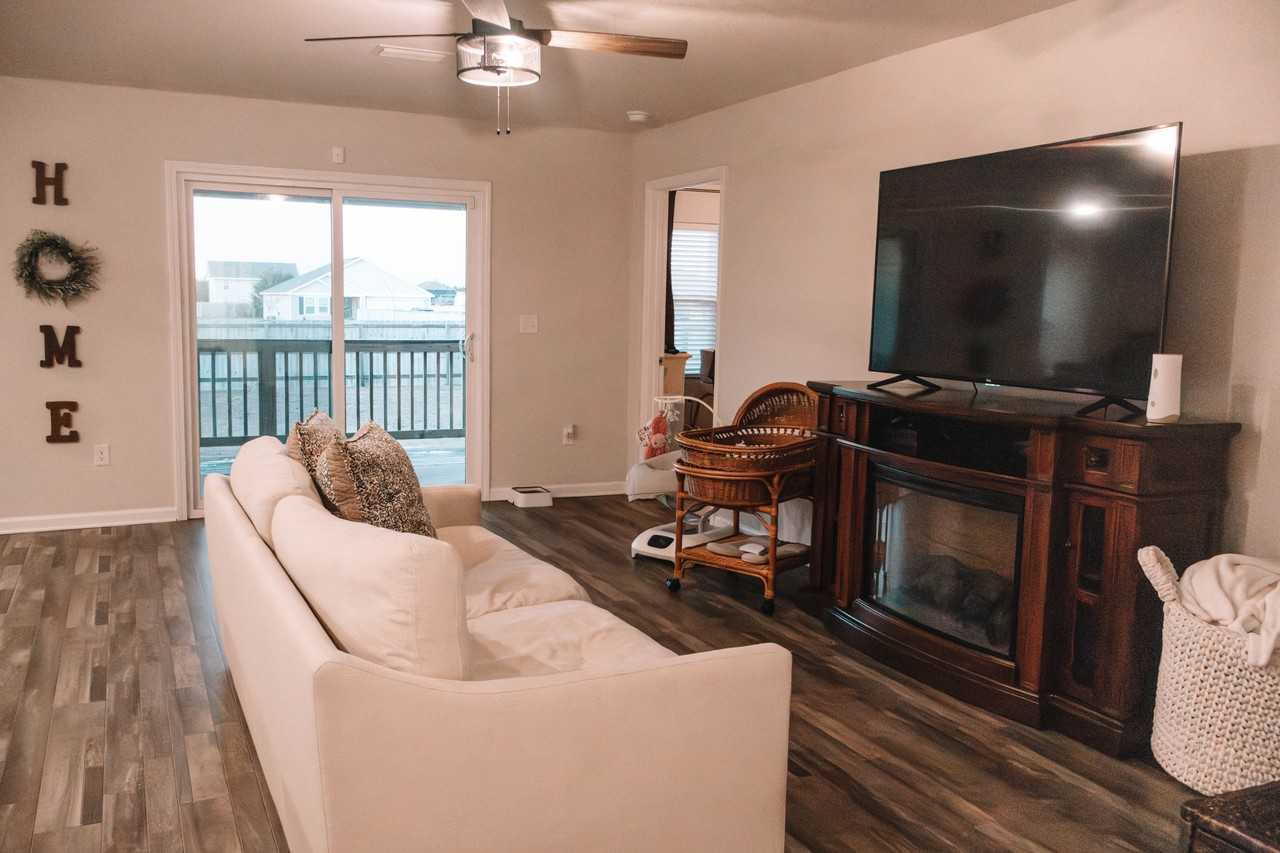 228 Lockwood Way E #NA - Photo 7 of 28