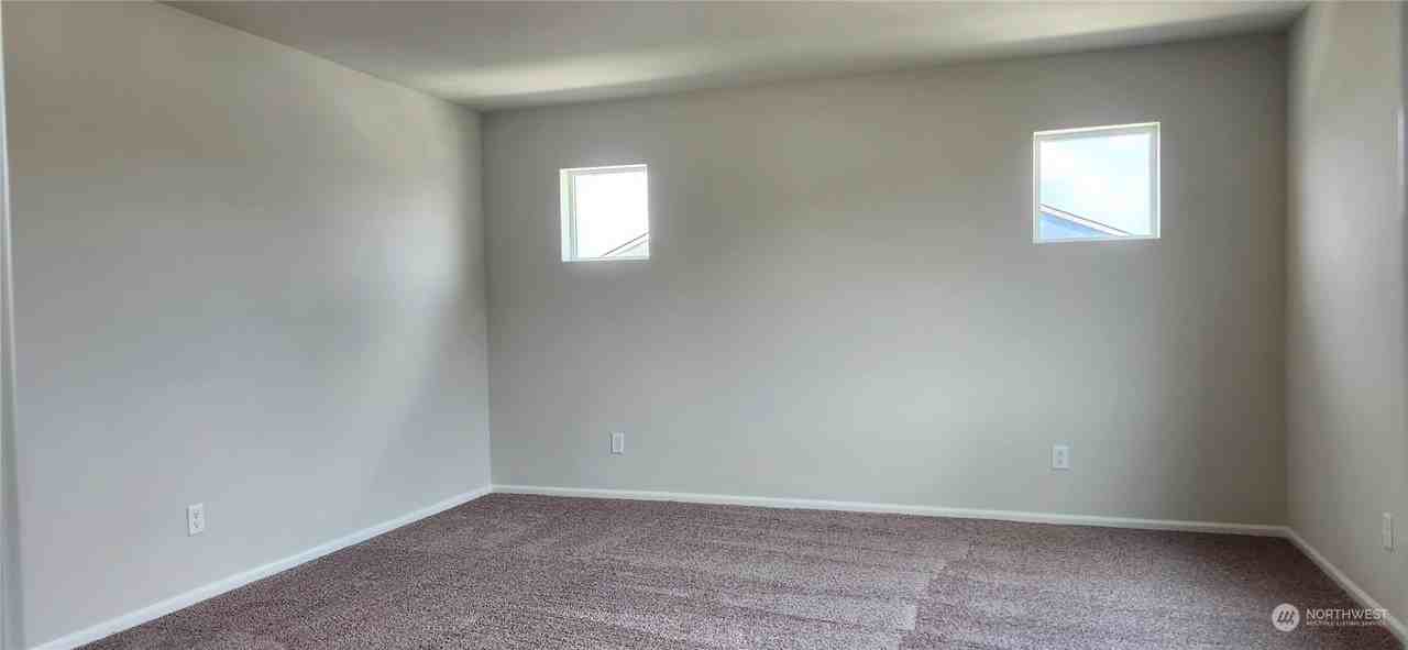 15208 Prescott Loop Se #NA - Photo 4 of 16