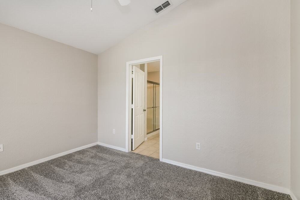 17305 Woodcrest Way - Photo 7 of 16