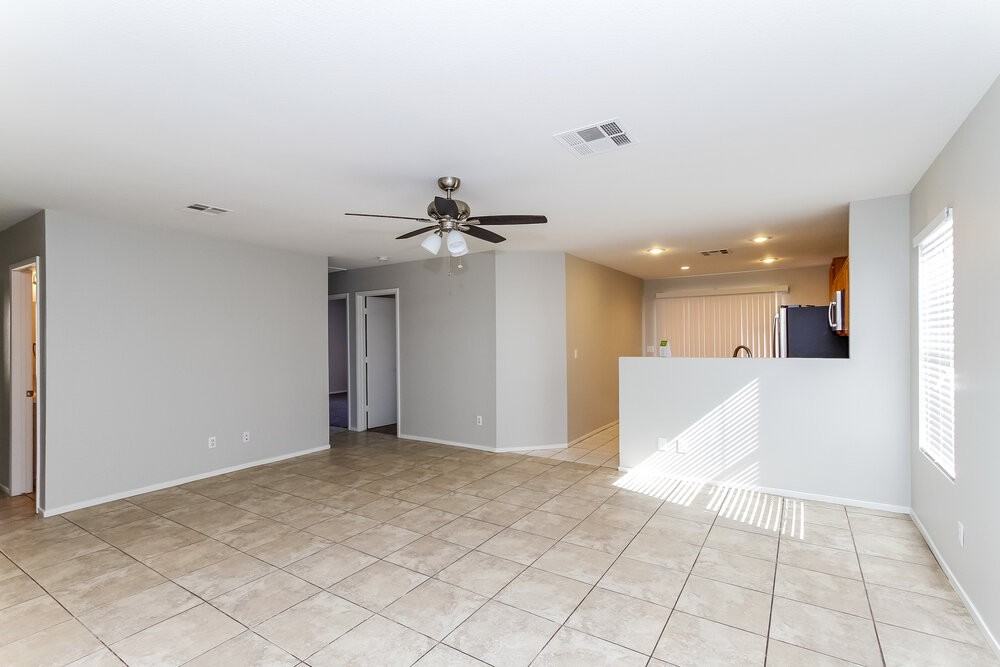 1024 Skyforest Dr - Photo 2 of 15