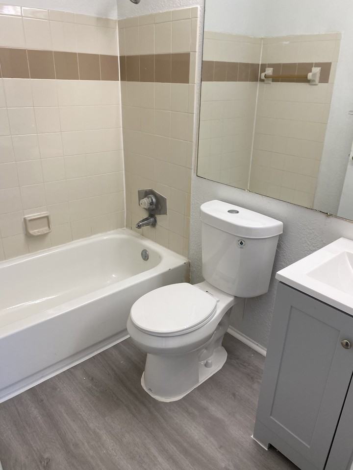 1956 Lake Atriums Circle - 1Unit 144 #1 - Photo 3 of 10