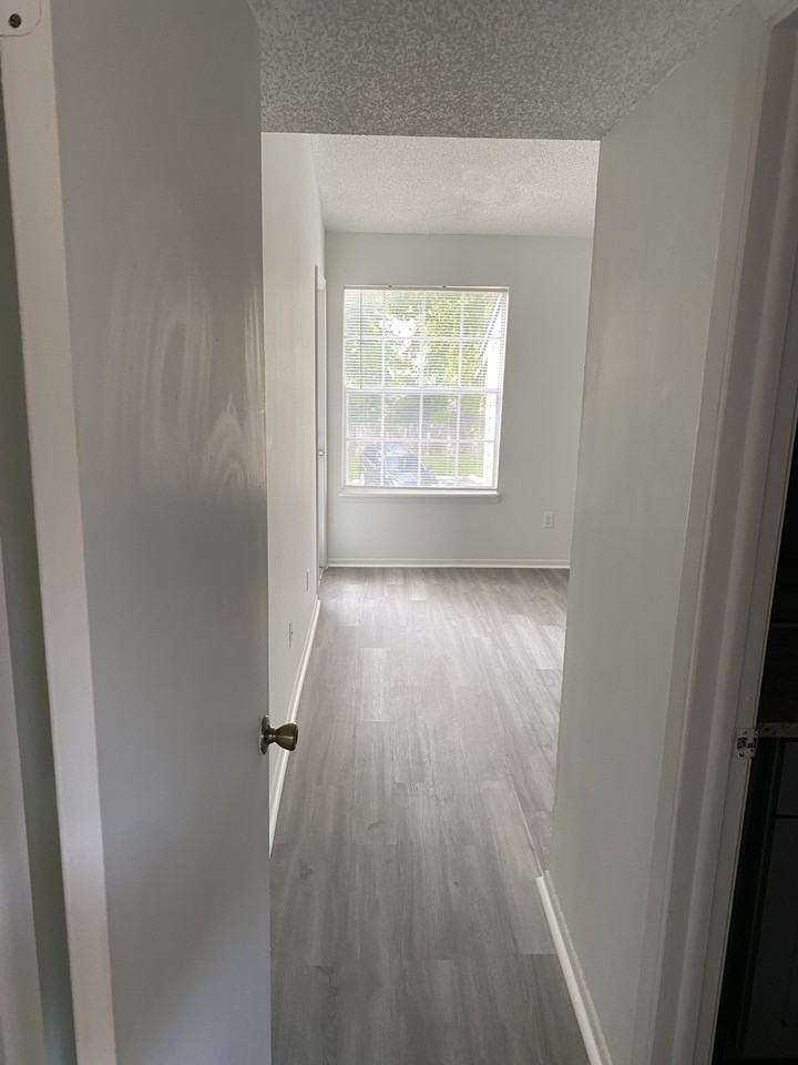 1956 Lake Atriums Circle - 1Unit 144 #1 - Photo 6 of 10