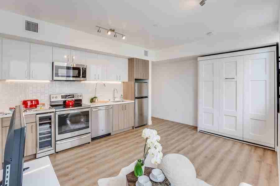 601 Tennessee Street - Photo 2 of 7