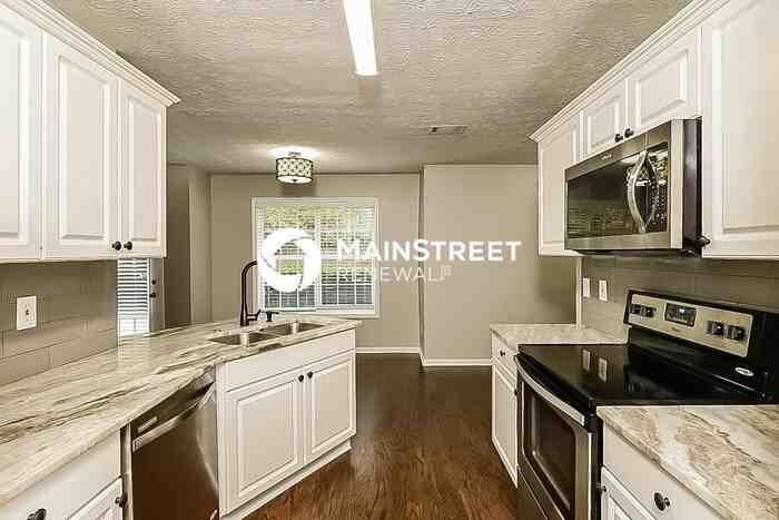 60 Berkshire Run - Photo 6 of 17