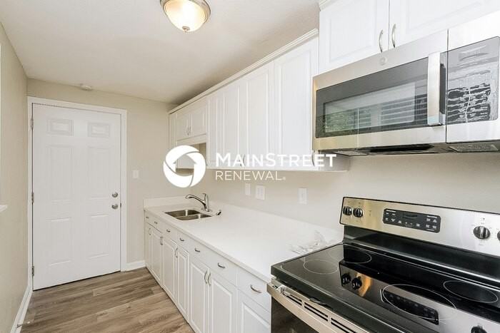 3228 Clifford Sample Dr - Photo 7 of 16